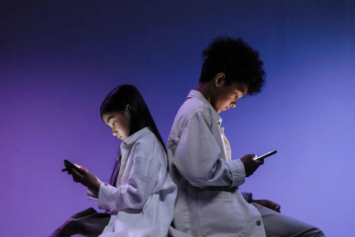 PGS.TS Trịnh Hòa Bình: “Giải cứu trẻ khỏi thế giới ảo không chỉ là việc của gia đình”